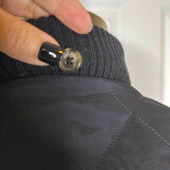 Loro Piana Women's Black Quilted Vest SzSmall - Picture 5 of 12